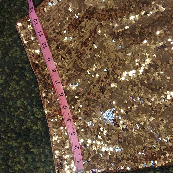 Alice + Olivia Ramos Fitted Gold Sequin Skirt Size 2 - Picture 12 of 16